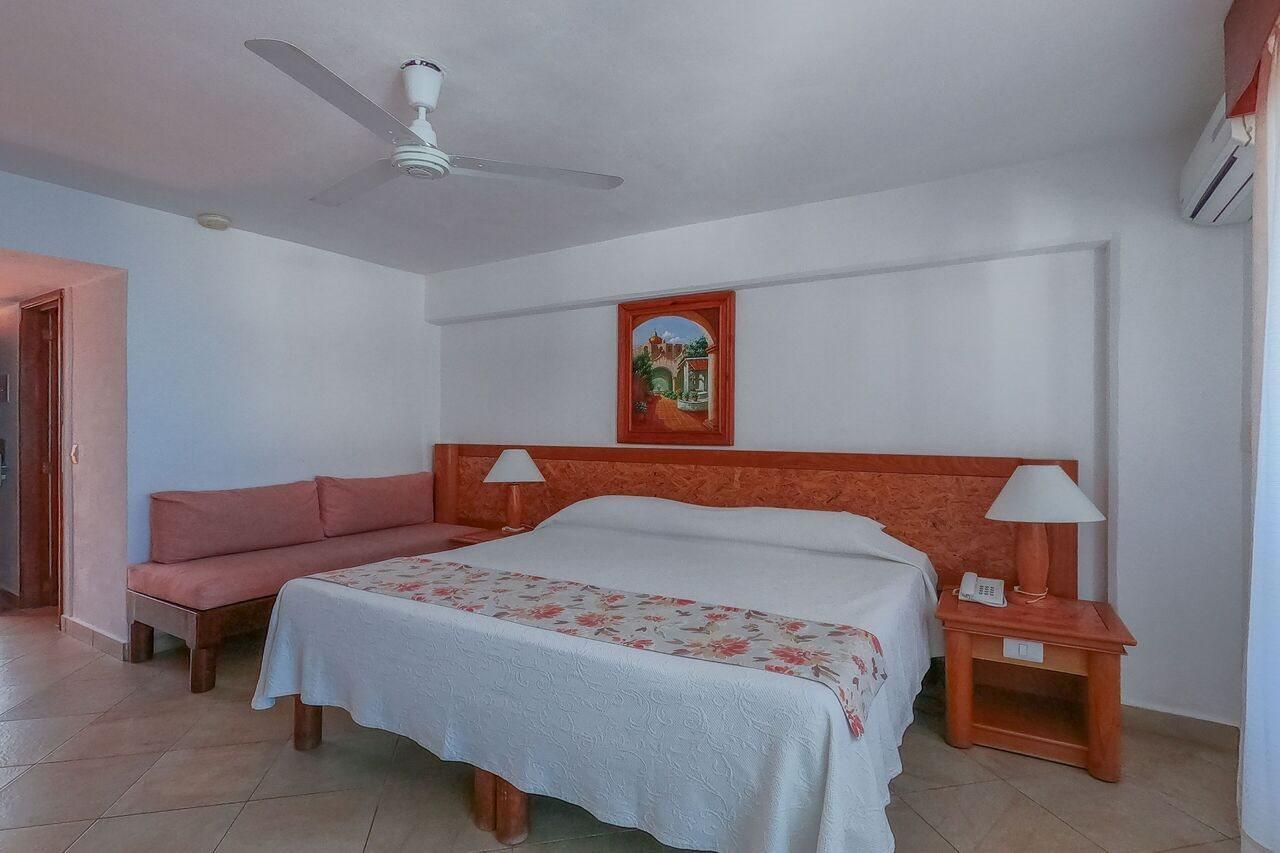 Tropicana Hotel Puerto Vallarta Dış mekan fotoğraf