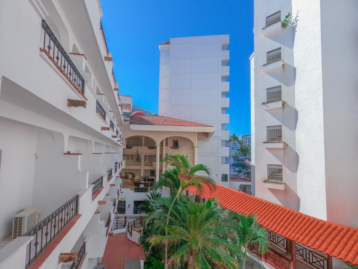 Tropicana Hotel Puerto Vallarta Dış mekan fotoğraf