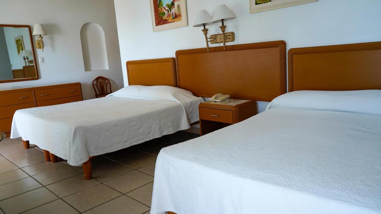 Tropicana Hotel Puerto Vallarta Dış mekan fotoğraf