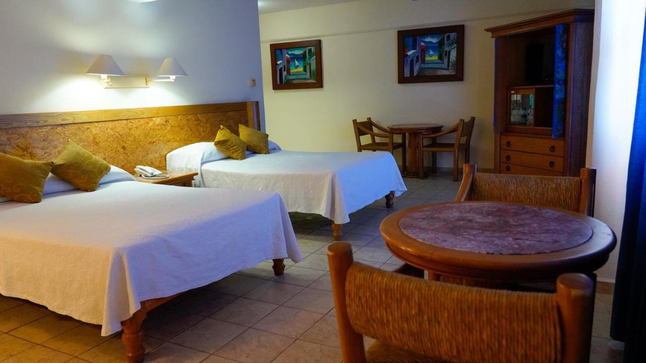 Tropicana Hotel Puerto Vallarta Dış mekan fotoğraf