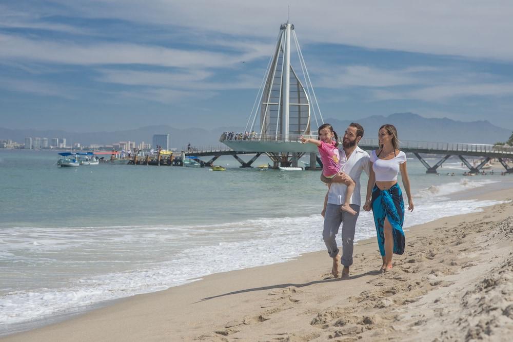 Tropicana Hotel Puerto Vallarta Dış mekan fotoğraf